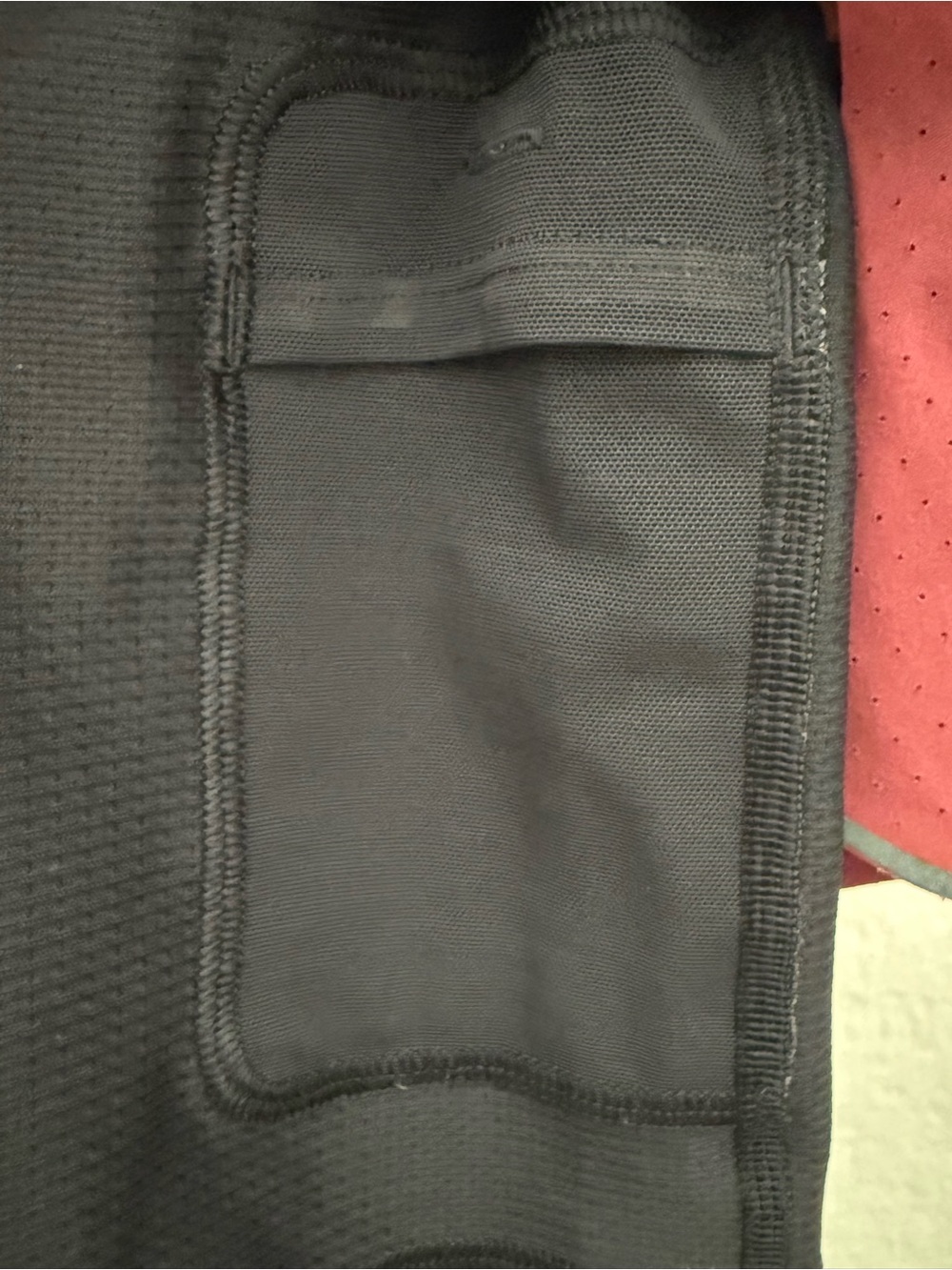 Lululemon Fast and Free Lined Running Shorts Mens Size M Perforated Mulled Wine - Picture 7 of 10